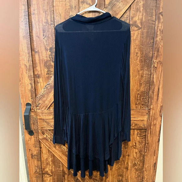 Republic Womens navy blue long sleeve flowy top with long skirt in back size LG - Picture 2 of 3